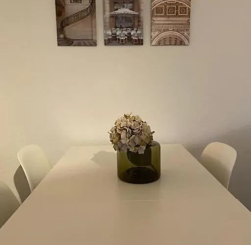 Exklusive Wohnung In Der Schoenen Stadt Bremen
